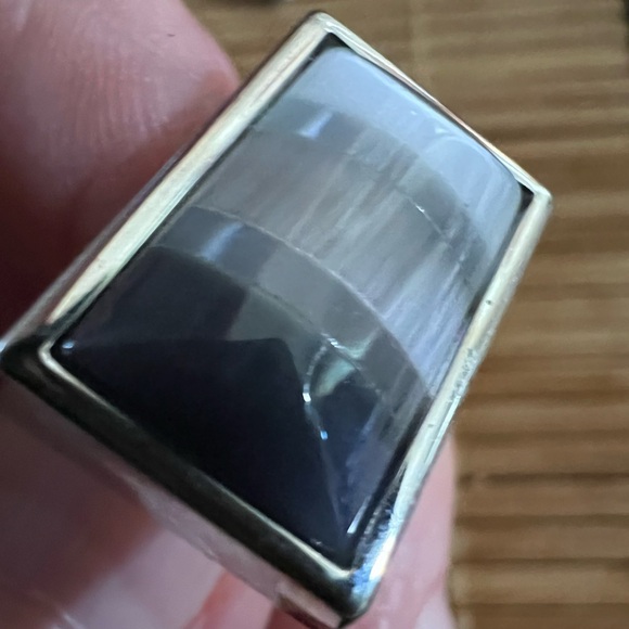 BLACK AND GREY FIBER OPTIC STRIPED CUFF LINKS - Picture 3 of 6